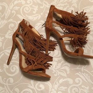 Steve Madden Fringly Sandals NEW size 5 1/2
